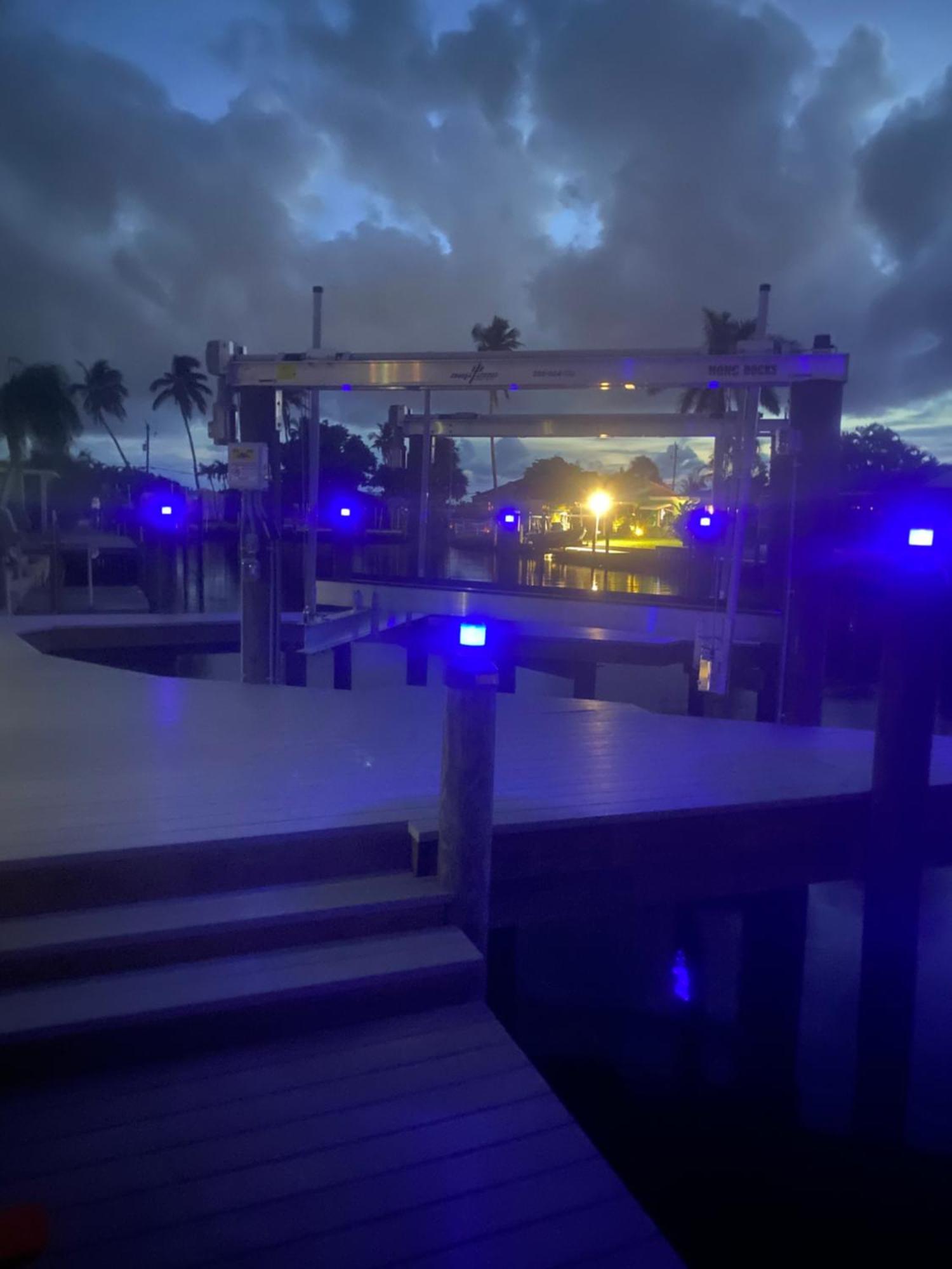 Hot Tub And Dock Gilligan'S On The Island Villa Matlacha Exterior photo